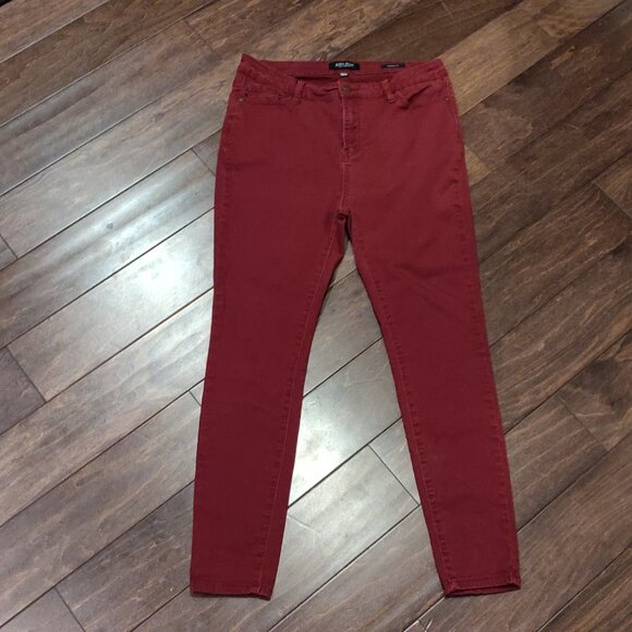 Judy Blue Burgundy Skinny Fit High Rise Stretch Denim Jeans SIZE 15/32 - Picture 1 of 8